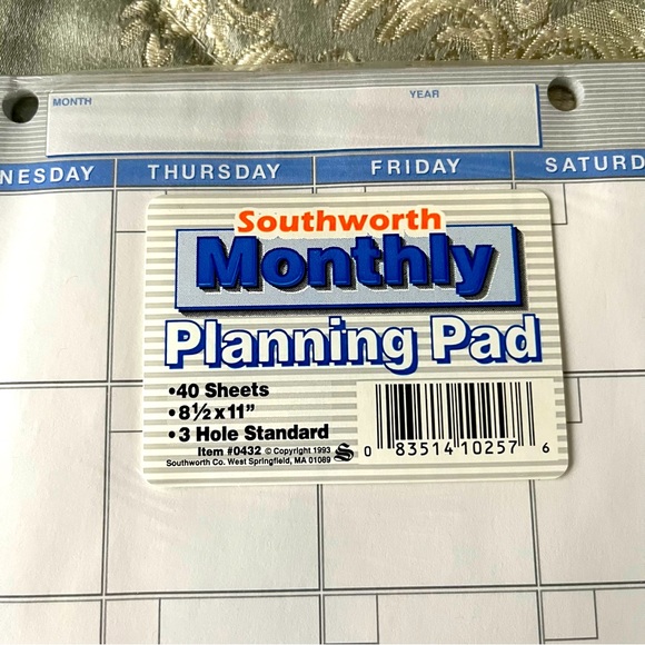 🔸3/$20🔸NWT-Monthly Desk Pad Planner by Southworth~8 1/2”x 11” - Picture 2 of 3